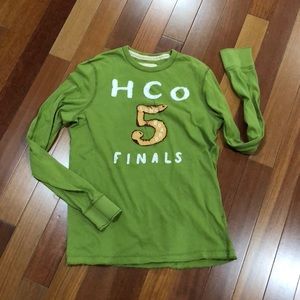 Hollister long sleeve light crew top green